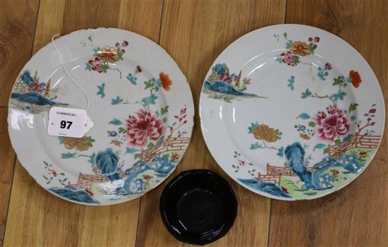 A pair of Qianlong period famille rose plates
